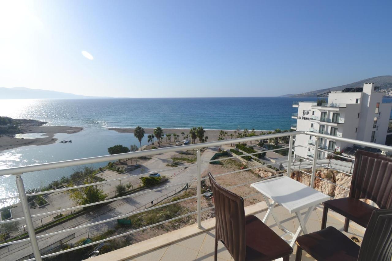 Blue Bay Apartments Sarande Bagian luar foto