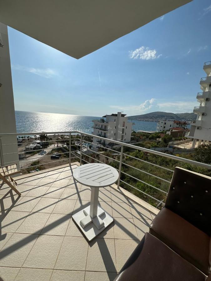 Blue Bay Apartments Sarande Bagian luar foto